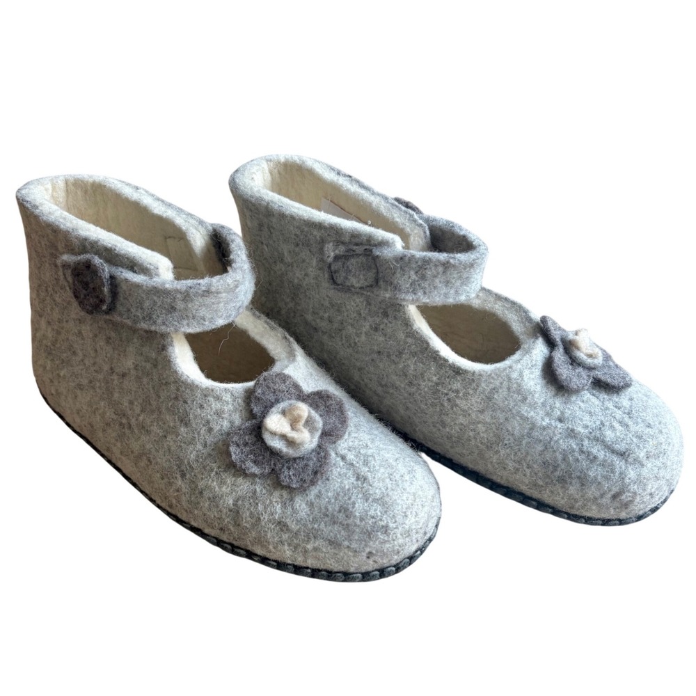 SATCH&SOL Handmade Artisan Wool Felt Mary Jane Slipper Youth Sz 1 Foral Mongolia